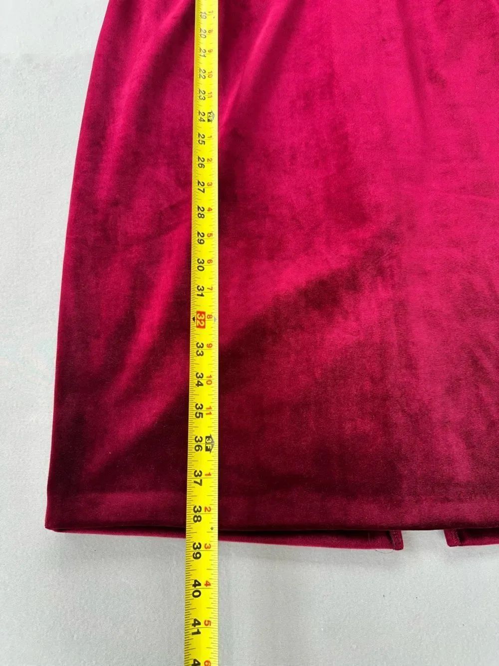 π5 forβ$45π Express velvet tube dress size XL - Picture 6 of 9